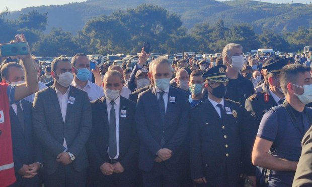 MHP Grup Başkanvekilimiz ve Manisa Milletvekilimiz Sn. Erkan Akçay ile birlikte Şehidimiz Piyade Teğmen Osman ALP’in cenaze törenine katıldık.